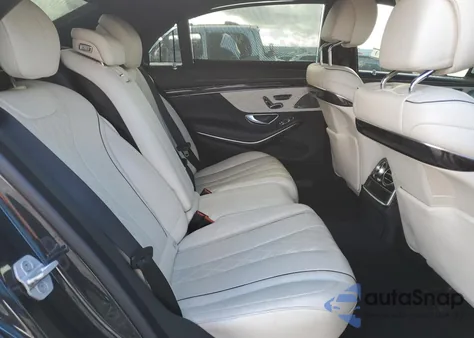 2015 Mercedes-Benz S 550 z USA, uszkodzony, nr VIN WDDUG8CB7FA134876